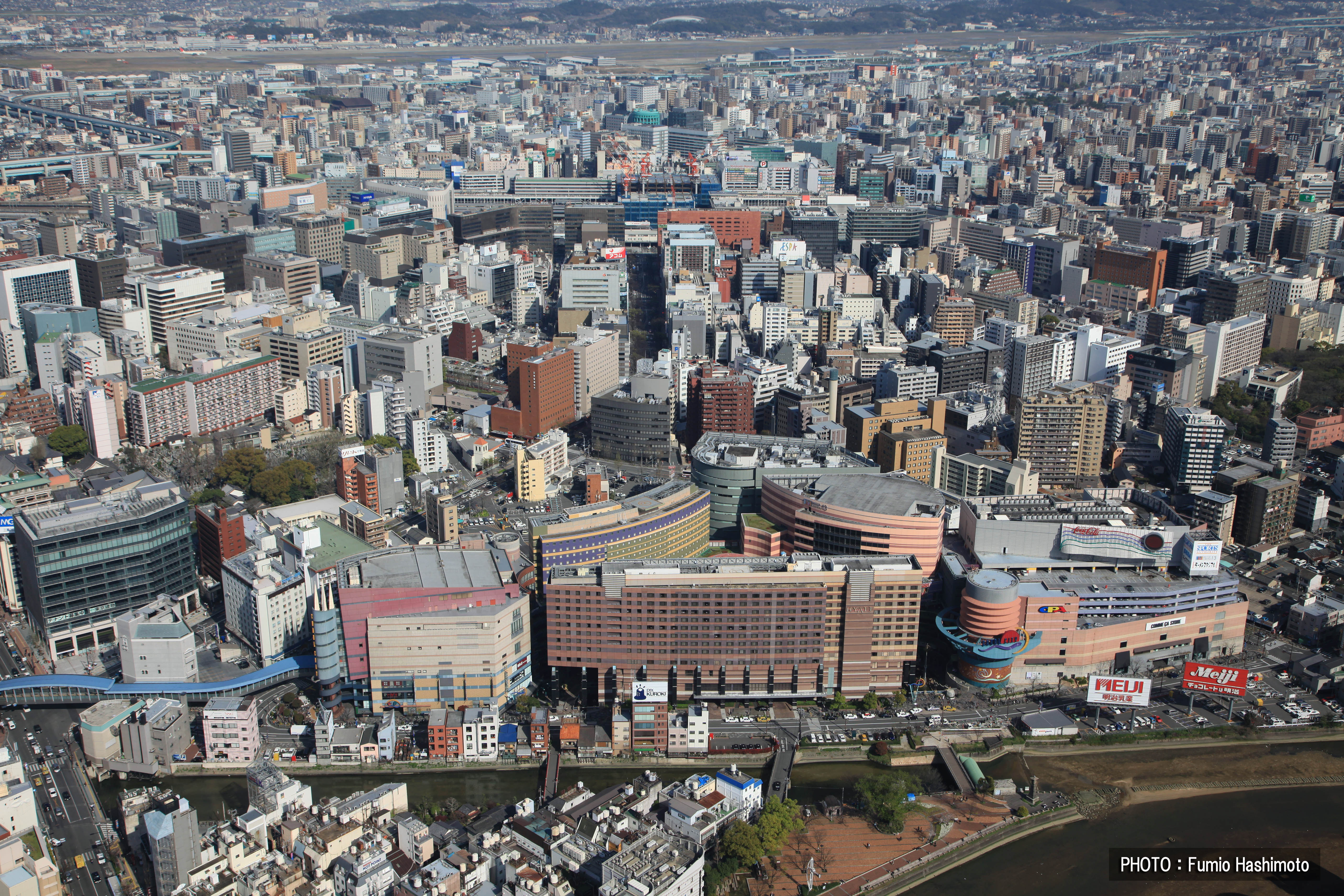 キャナルシティ上空(2009)の画像