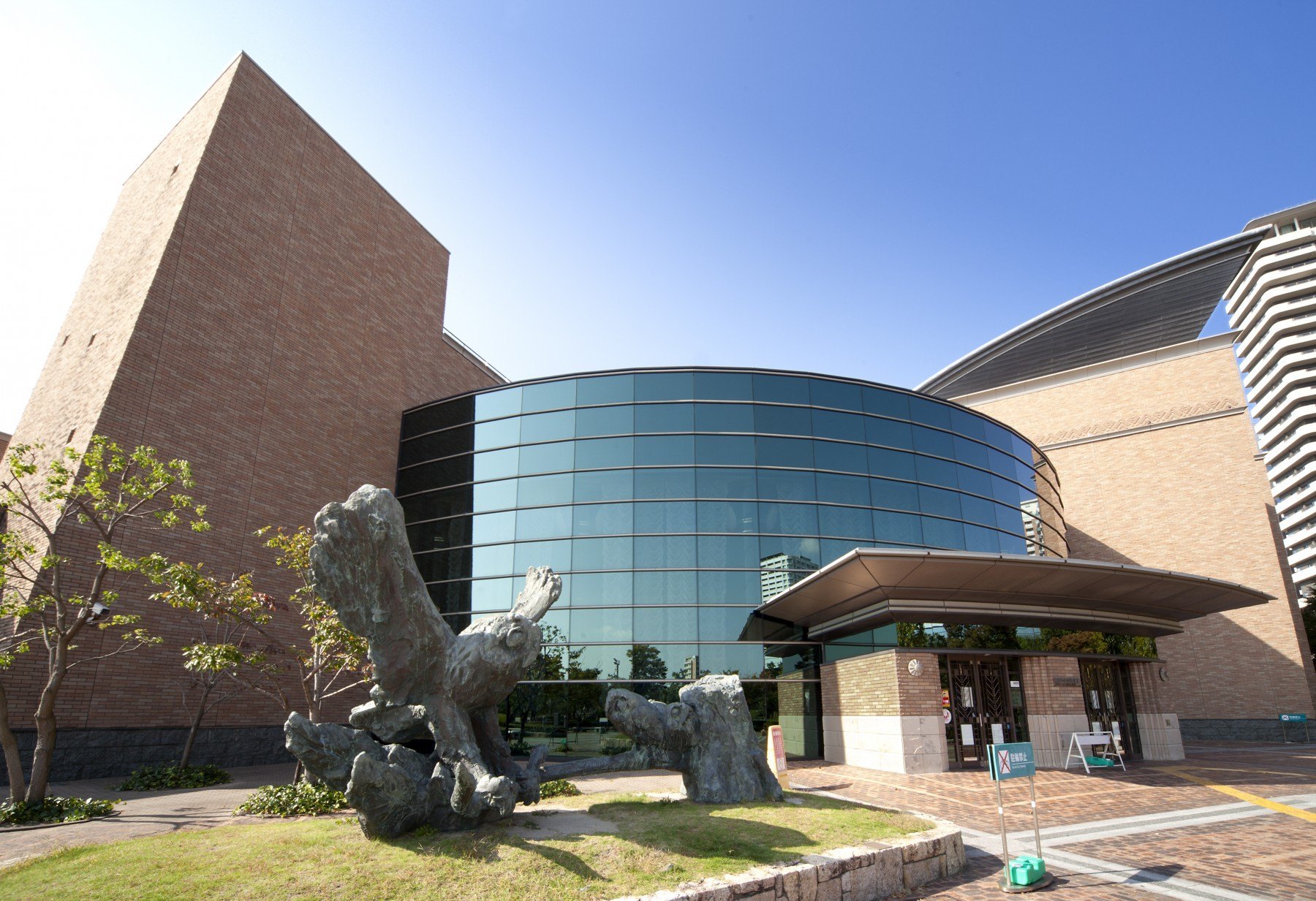 福岡市総合図書館・外観(2012)の画像