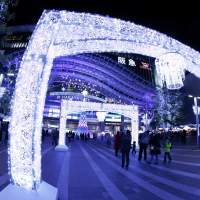 博多駅のクリスマスイルミネーション(2013)の画像